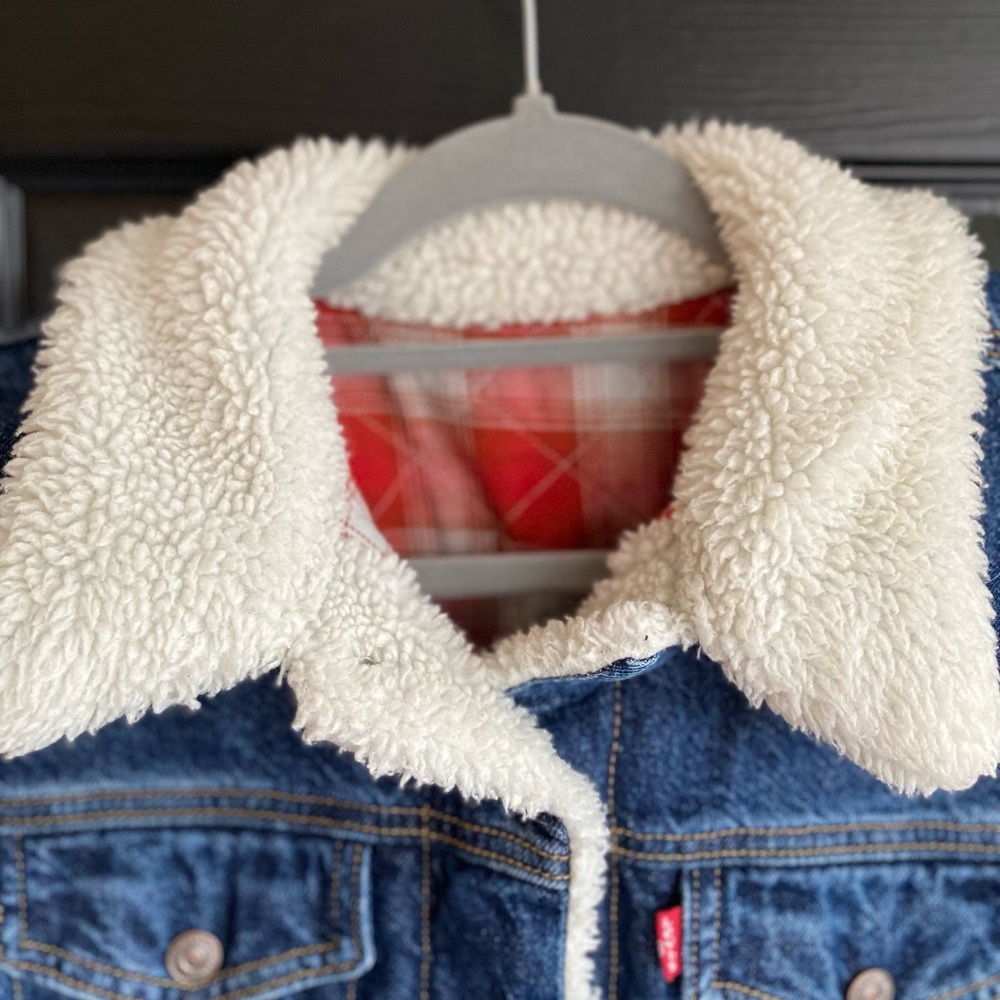 Levi's Women's Original Sherpa Reversible Trucker Jacket-Size M - Picture 6 of 15